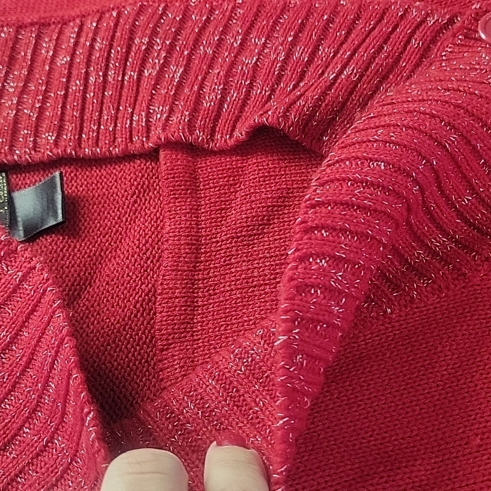 Sweater - Picture 10 of 11